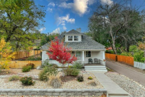 Family-Friendly Cottage Oasis in the Heart of Colorado Springs